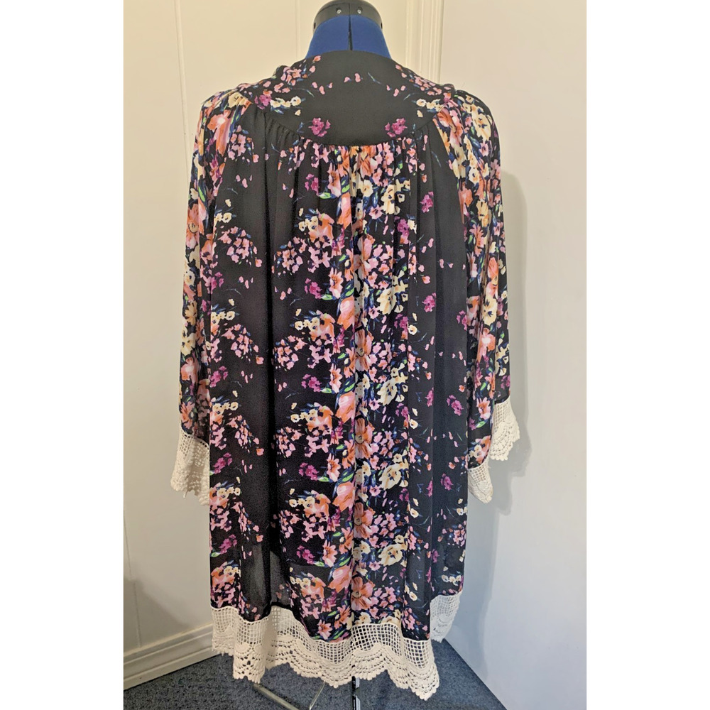 Umgee Beach Cover up XL Open Front Kimono Floral Lace Resort Vacay Boho - Picture 3 of 9